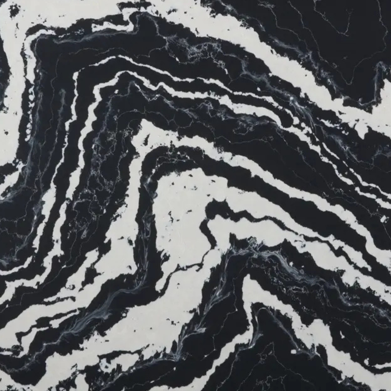 Black Swan Lucciare Quartz